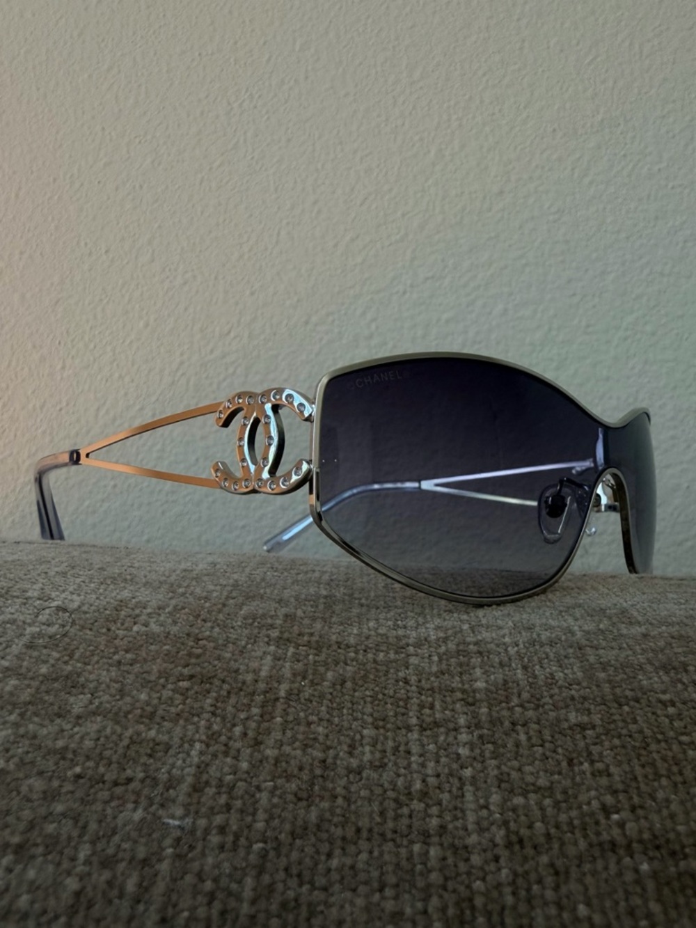 💎CHANEL Rimless Shield Sunglasses Crystal CC Detail✨